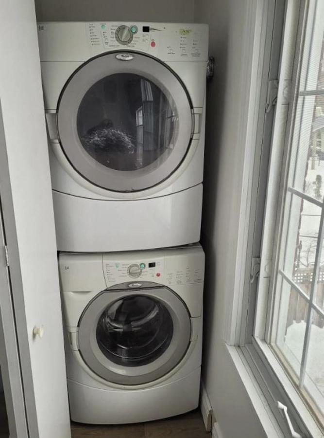 Free Parking, Beautiful 4 1/2- 2 Bedroom Apartment Montréal Exteriör bild